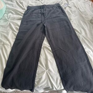 GAP Women's Black Flare Pants